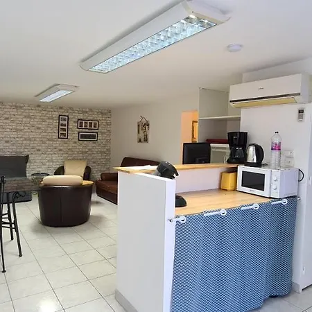 Le Cordonnier 4 Couchages A 10 Min Du Puy Du Fou Holiday home La Verrie